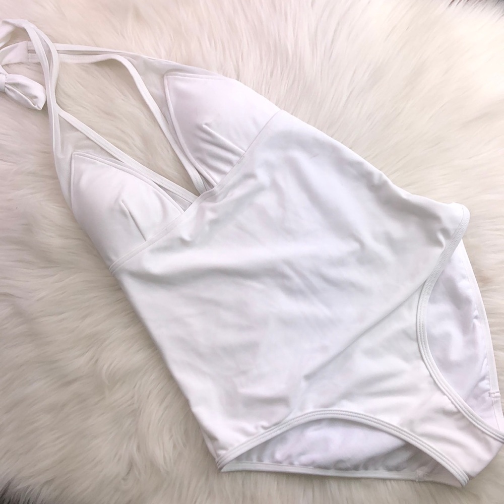 TED BAKER LONDON ONEPIECE SWIMSUIT